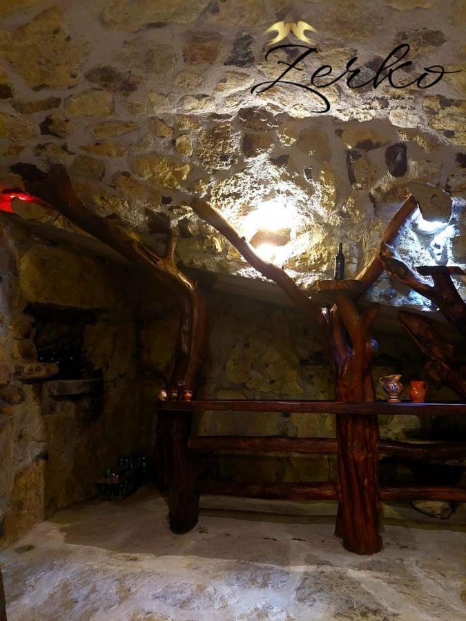 Zerko Holiday Home - Vineyard Chalet With Sauna And Jacuzzi Free Mirna Luaran gambar