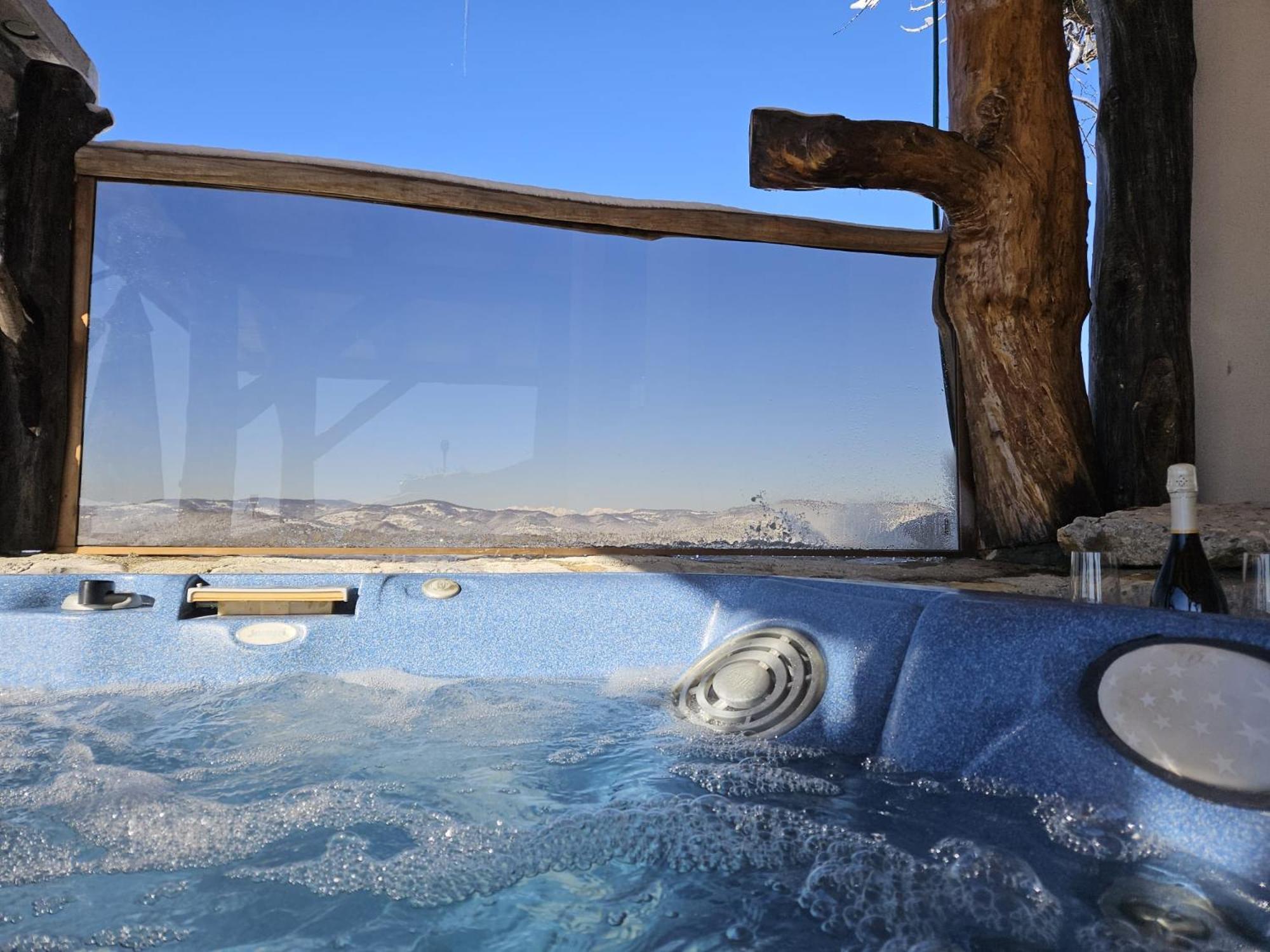 Zerko Holiday Home - Vineyard Chalet With Sauna And Jacuzzi Free Mirna Luaran gambar
