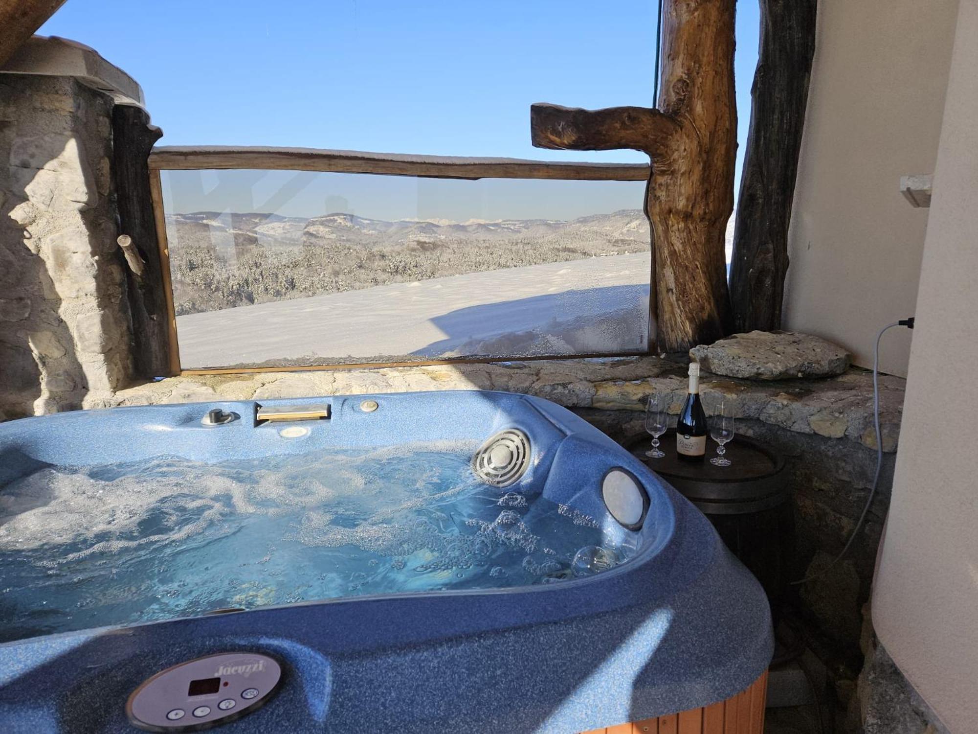 Zerko Holiday Home - Vineyard Chalet With Sauna And Jacuzzi Free Mirna Luaran gambar