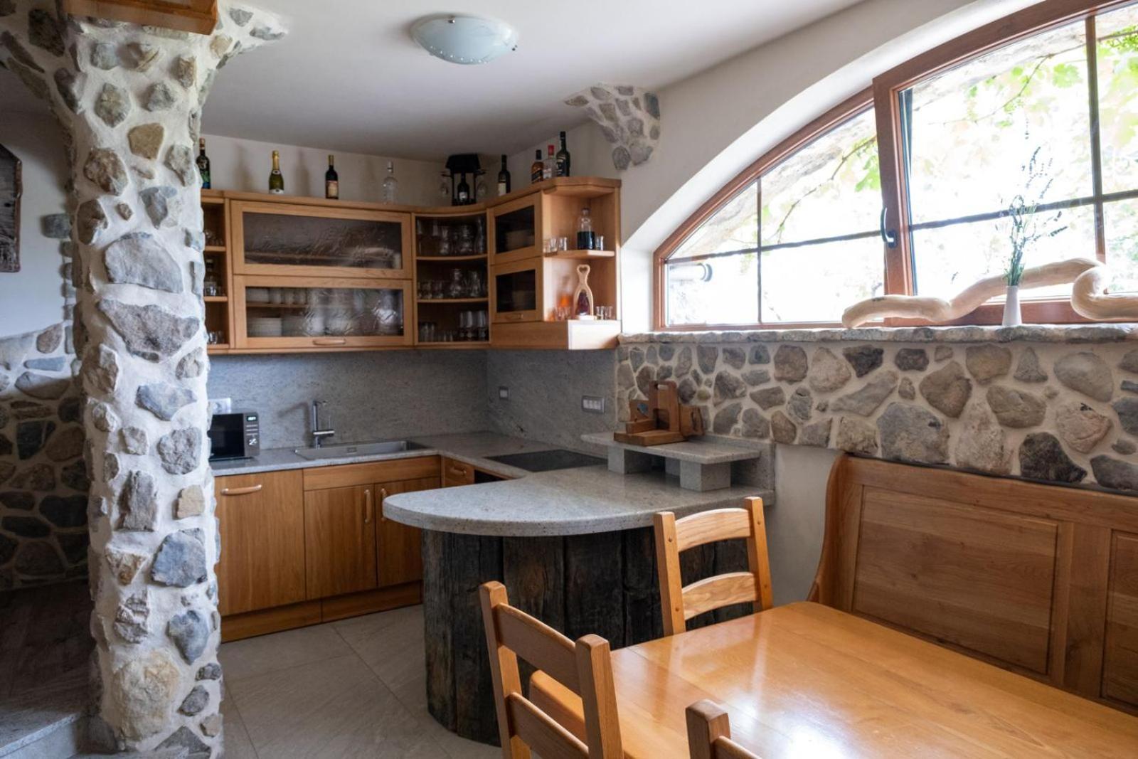 Zerko Holiday Home - Vineyard Chalet With Sauna And Jacuzzi Free Mirna Luaran gambar